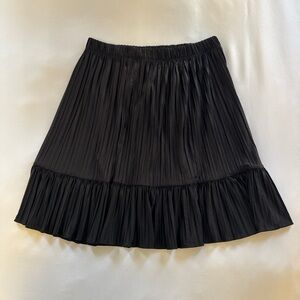 Elegant Black Pleated Skirt